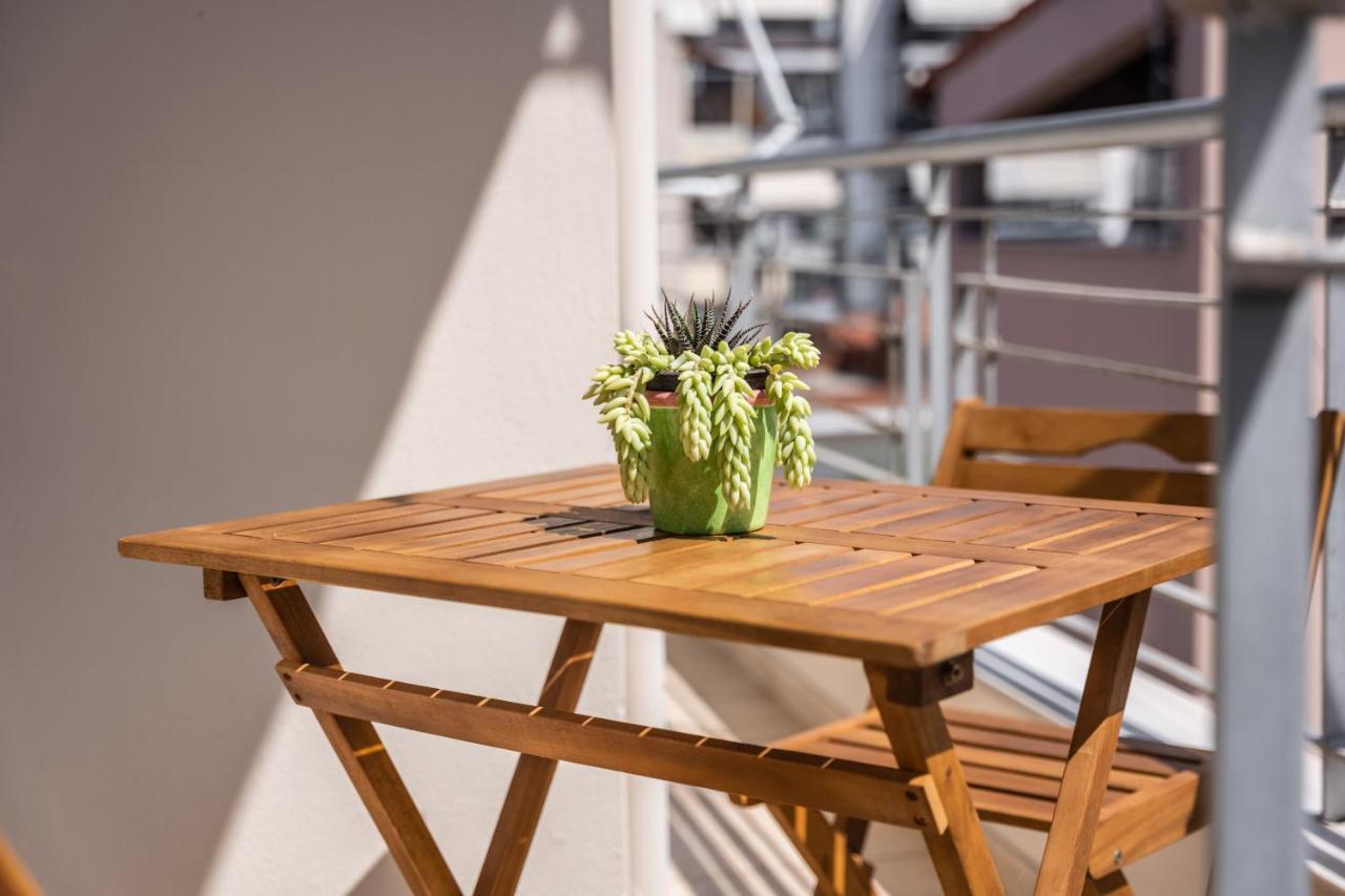 Otium Living Apartment Volos Bagian luar foto
